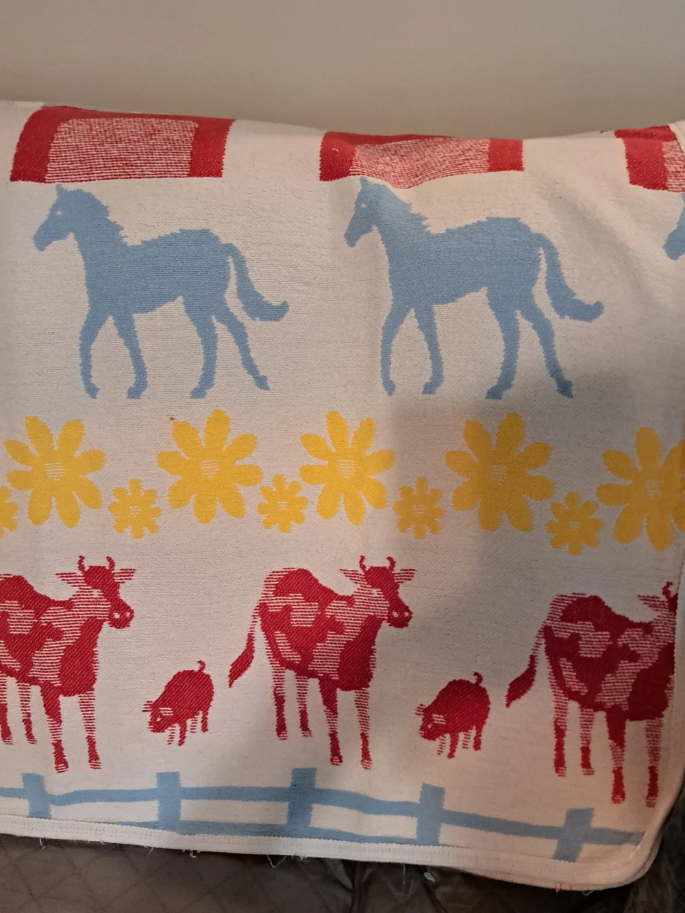 Vintage Multi-Color Farm Animal Cotton Throw Blanket - Blue, Yellow, Red